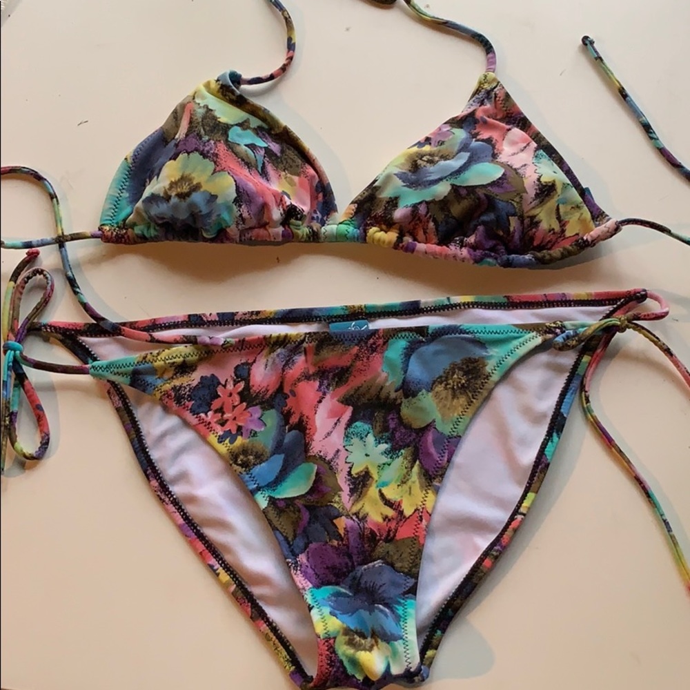 🔥🦖Amazing colours! Rare Victoria secret set